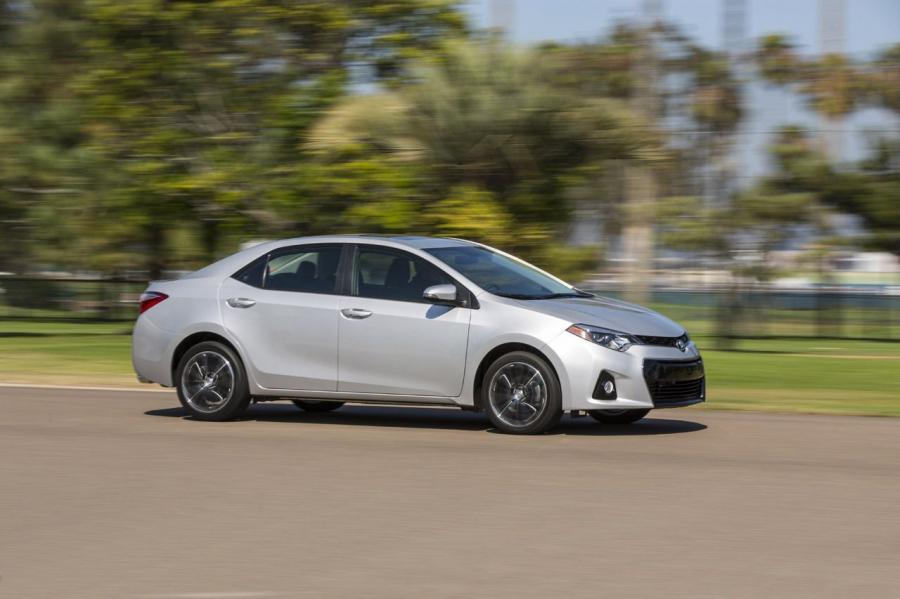  Toyota Corolla 2014 года  (фото 160 из 212)